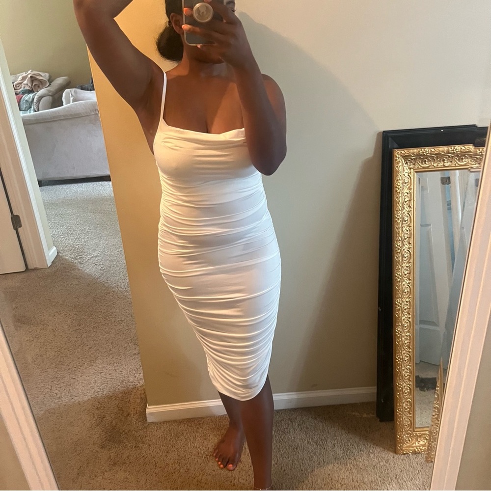 Women’s white ruched dress - Picture 4 of 4